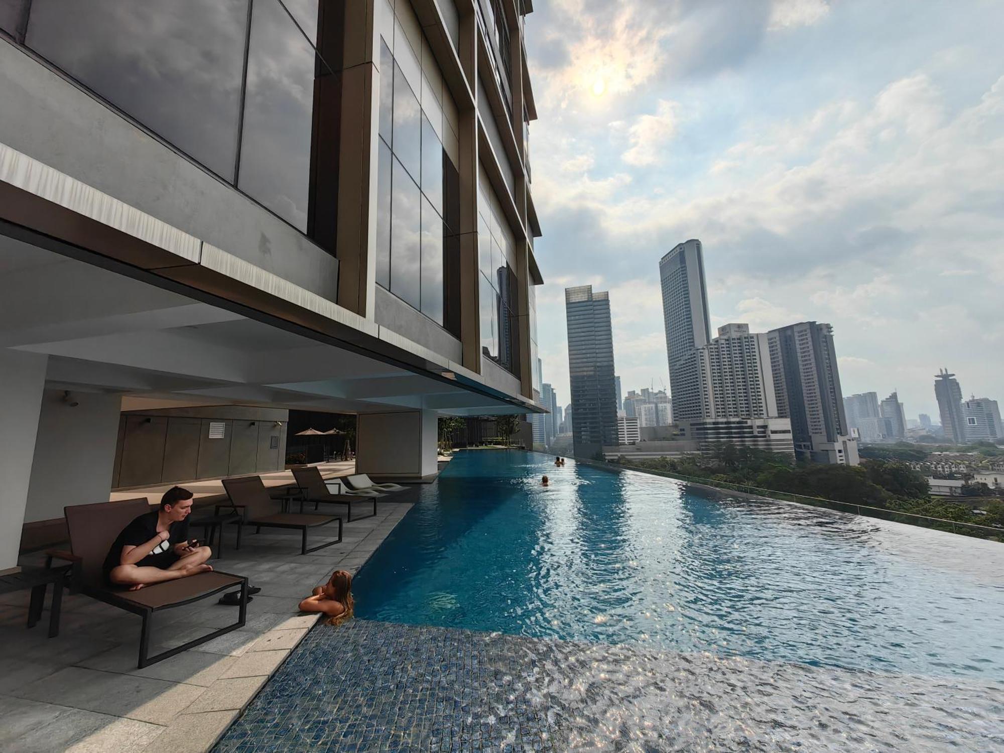 Pavillion Embassy Service Apartment By Autumn Suites Premium Stay Kuala Lumpur Exterior photo