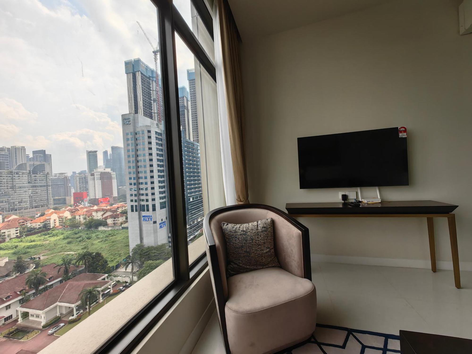Pavillion Embassy Service Apartment By Autumn Suites Premium Stay Kuala Lumpur Exterior photo
